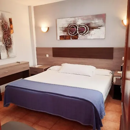 Πανσιόν La Colonia 2*